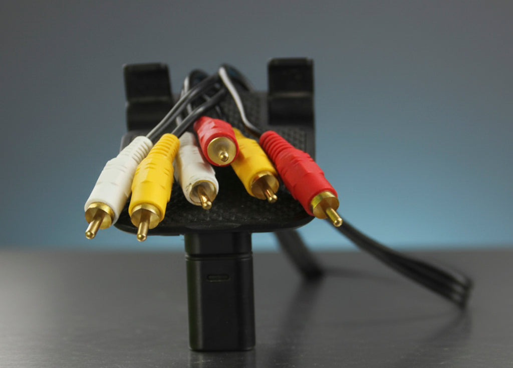Cabo Áudio e Vídeo RCA 3RCA Macho x 3RCA Macho 1,5 Metros para TV DVD PS2 Xbox Nintendo