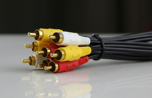 Cabo Áudio e Vídeo RCA 3RCA Macho x 3RCA Macho 1,5 Metros para TV DVD PS2 Xbox Nintendo