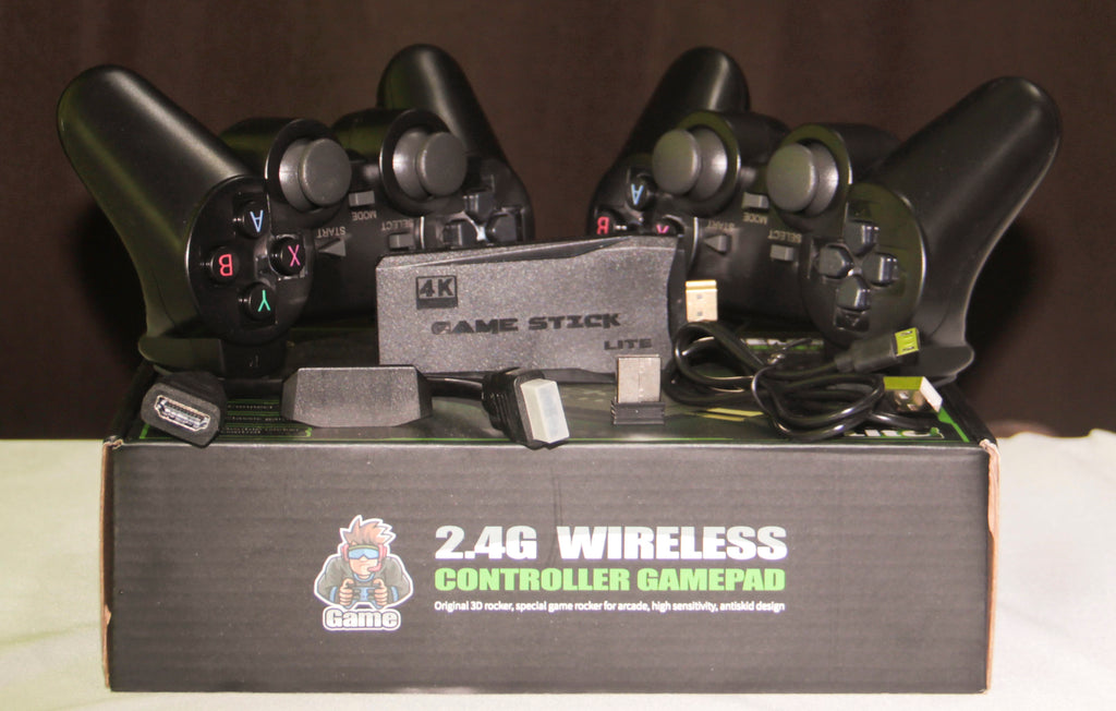 Game Stick 4K Lite Console Retrô com 2 Controles Sem Fio + 20.000 Jogos Clássicos HDMI