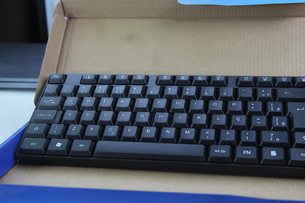 Teclado Maxprint OfficeEasy USB 2.0 ABNT2 Preto 60000153
