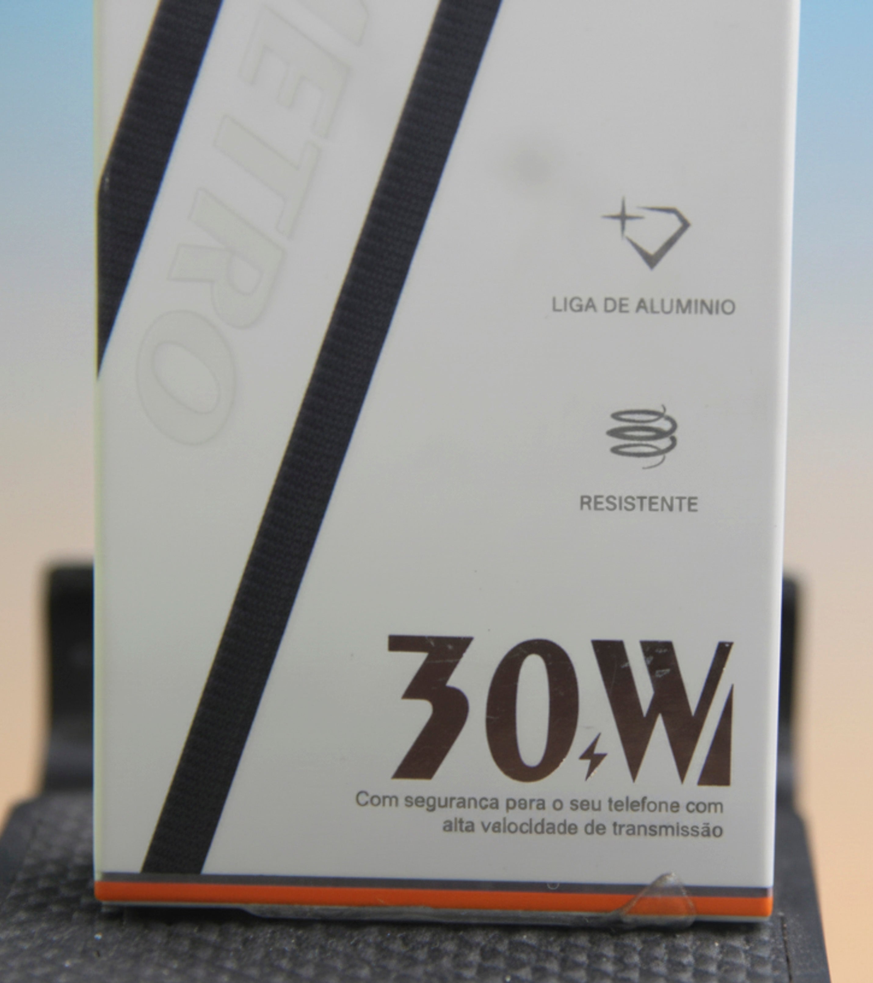 Cabo Turbo USB-C para Lightning 30W 1 Metro Alpha Gold Plus CB146 para iPhone e iPad