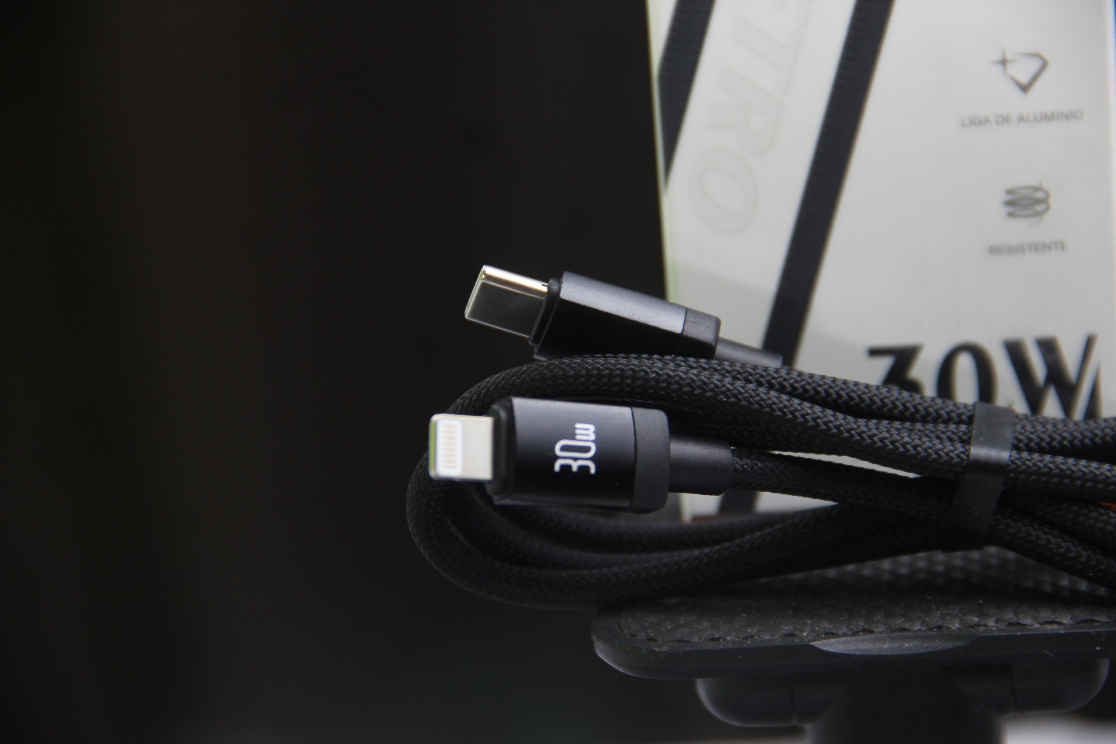 Cabo Turbo USB-C para Lightning 30W 1 Metro Alpha Gold Plus CB146 para iPhone e iPad