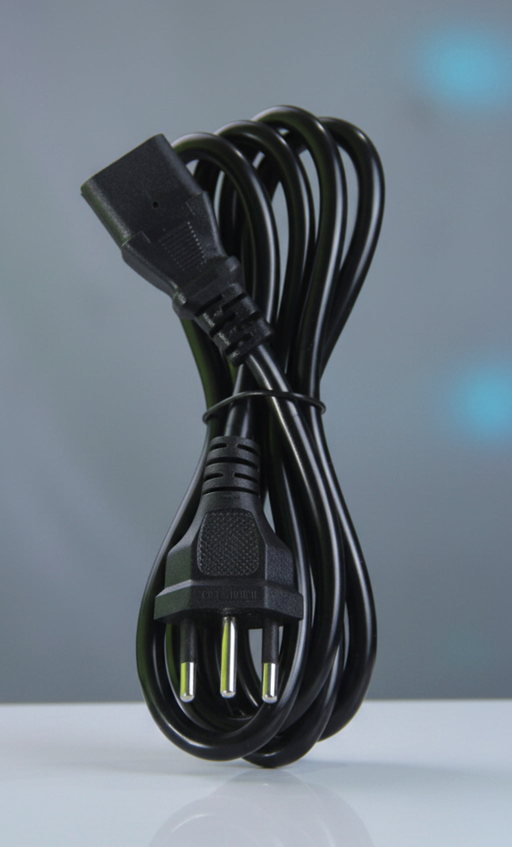 Cabo de Força Tripolar 3 Pinos 1,5 Metros para PC Monitor Impressora Bivolt
