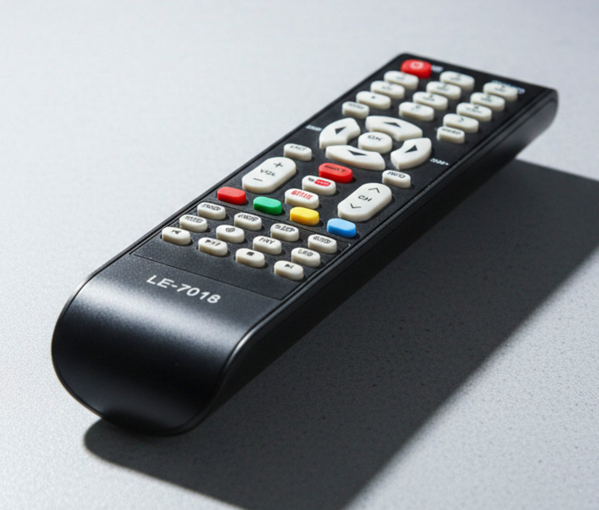 controle remoto LE-7018  modelo  compatível com Smart TVs marcas Semp e TCL