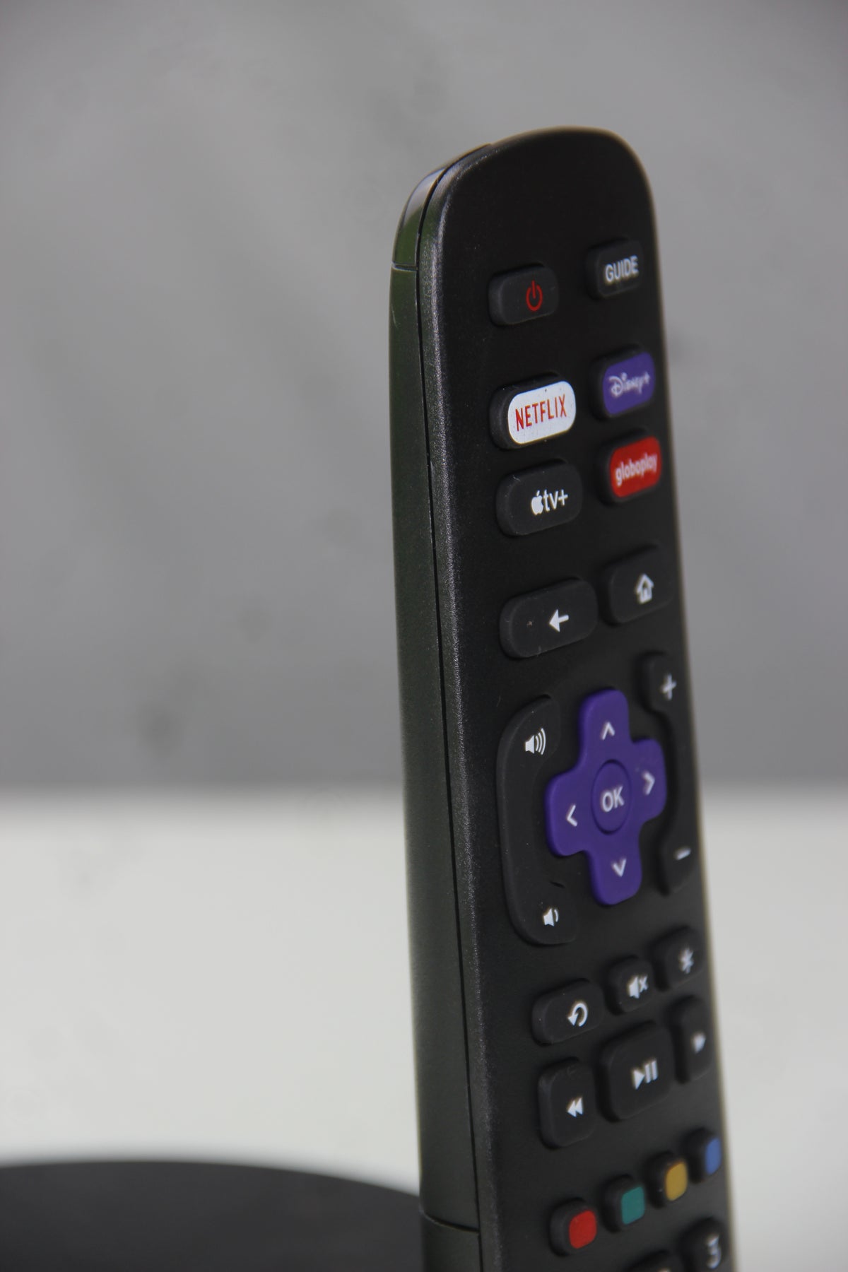 O controle remoto LE-7356 é compatível Smart TVs da Philc